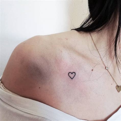 Las 10 mejores ideas e inspiración sobre tattoos en la clavicula。